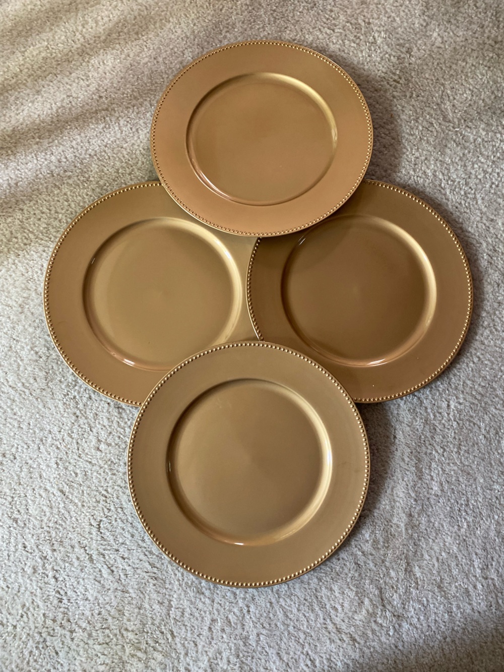 Set of 4 Gold Plastic Chargers - Picture 2 of 7